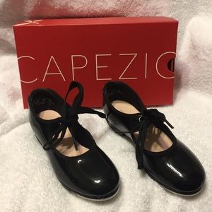 Capezio Black Tap Shoes, Toddler Size 12.5 M
